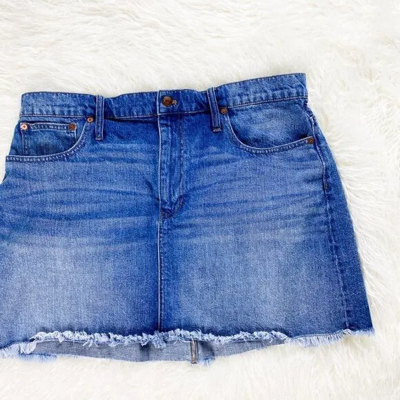 🦋 MADEWELL McCarren Mini Jean Denim Skirt Raw Hem 34 Casual Everyday Y2k