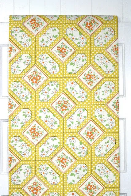 1960s Floral Vintage Wallpaper