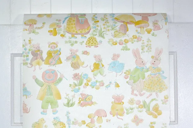 1970s Childrens Vintage Wallpaper