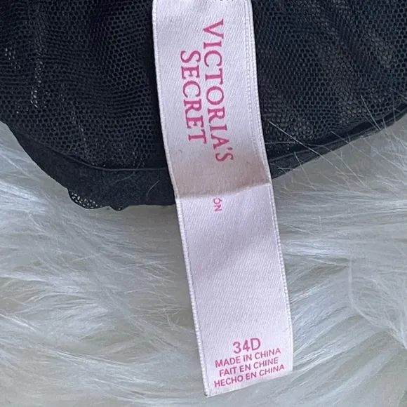 34D Vs Victoria’s Secret 2013 Vintage Ruffled Chemise Lingerie slip -Black white