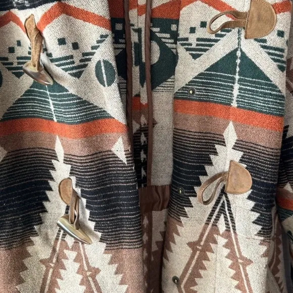 BB Dakota Brown and Orange Cape with Geometric Pattern and Fur-Lined Collar