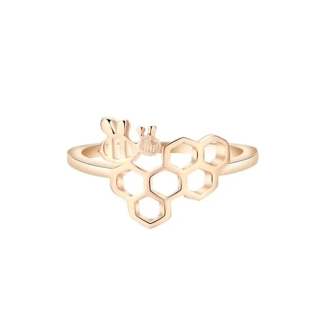 Beetress Honeycomb Beehive Necklace