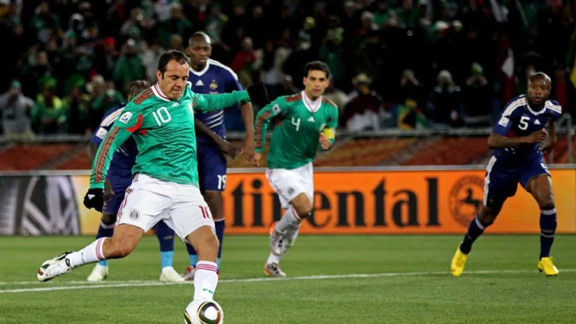 Blanco Mexico 2010 WORLD CUP Home Long Sleeve Soccer Jersey Shirt M SKU# P41409