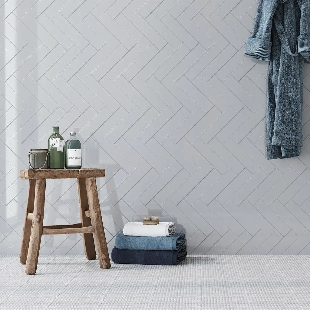 Block Gris Matte Wall Tile - Wall Mount - 2 x 10" Ceramic/Grey - Piece : 0.16 SqFt = $ 5.62 / Box: 5.42 Sqft = $ 31.00 - Pieces Per Box: 34 Units