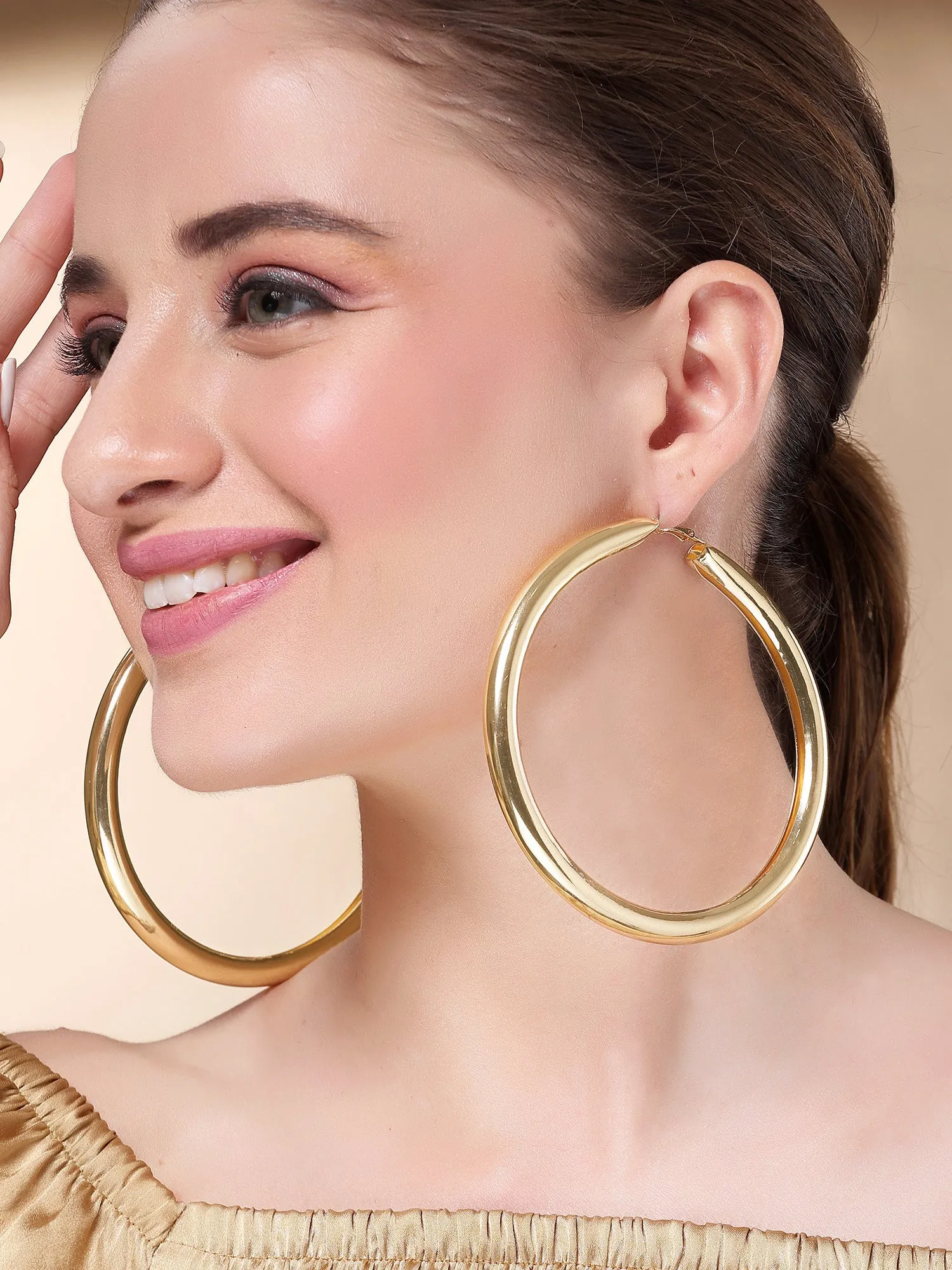 Bohey by KARATCART Gold Plated Floral Stud Earrings for Women