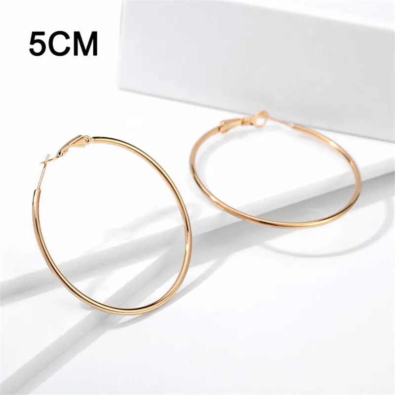DoreenBeads Fashion Hoop Earrings For Women Based Alloy & Stainless Steel Ear Post Earrings Gold Circle Ring Gift 3cm Dia, 1Pair