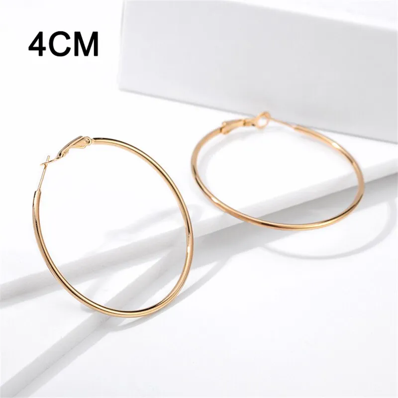 DoreenBeads Fashion Hoop Earrings For Women Based Alloy & Stainless Steel Ear Post Earrings Gold Circle Ring Gift 3cm Dia, 1Pair