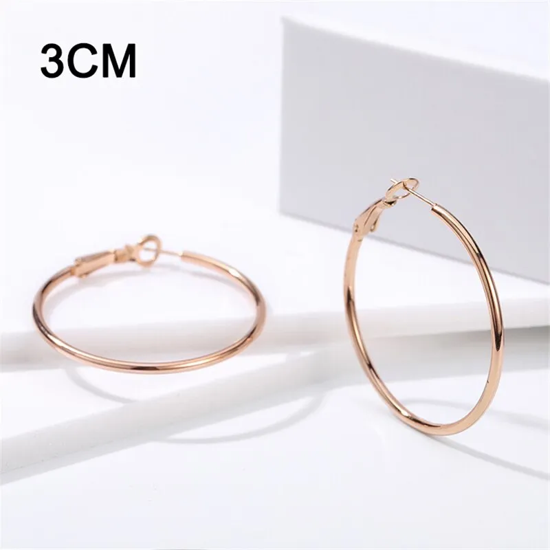 DoreenBeads Fashion Hoop Earrings For Women Based Alloy & Stainless Steel Ear Post Earrings Gold Circle Ring Gift 3cm Dia, 1Pair