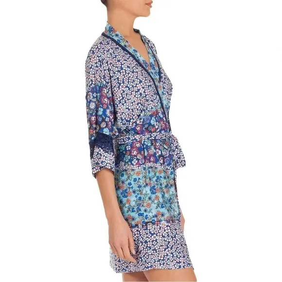 In Bloom By Jonquil Knit Wrap (Floral Kimono Robe Wrap, Lacy Sleeves, Medium)