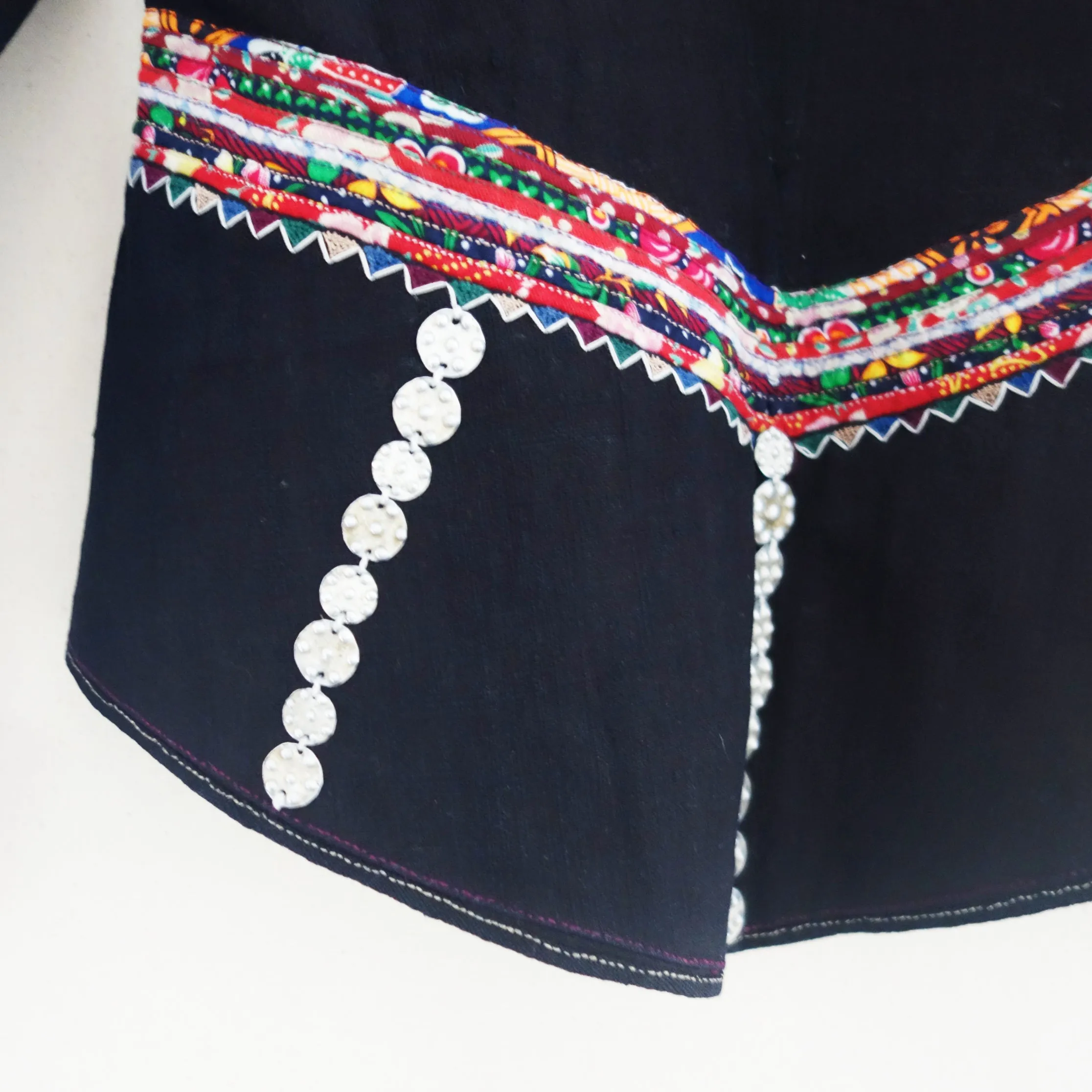 Lao Jacket