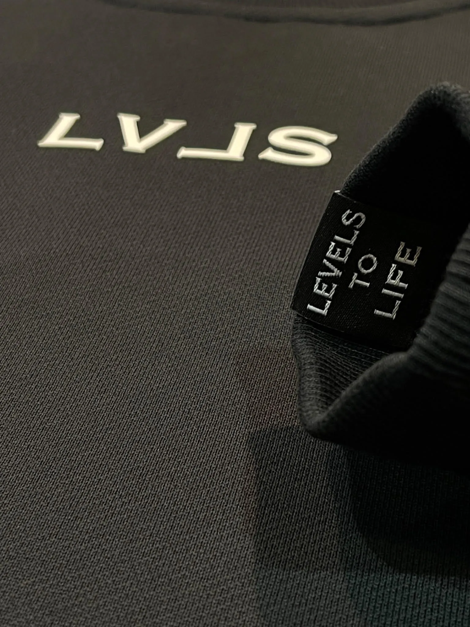 LEVELS SIGNATURE OVERSIZED CREWNECK | BLACK