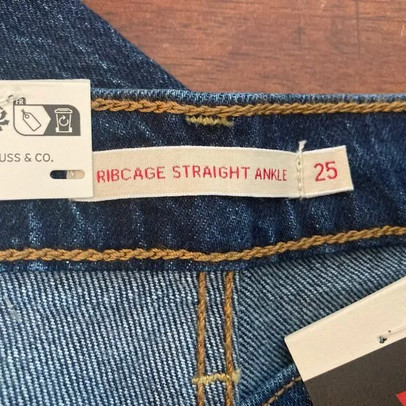 Levis Jeans Womens 25 Blue Denim Ribcage Straight Dark Stone Classic Casual