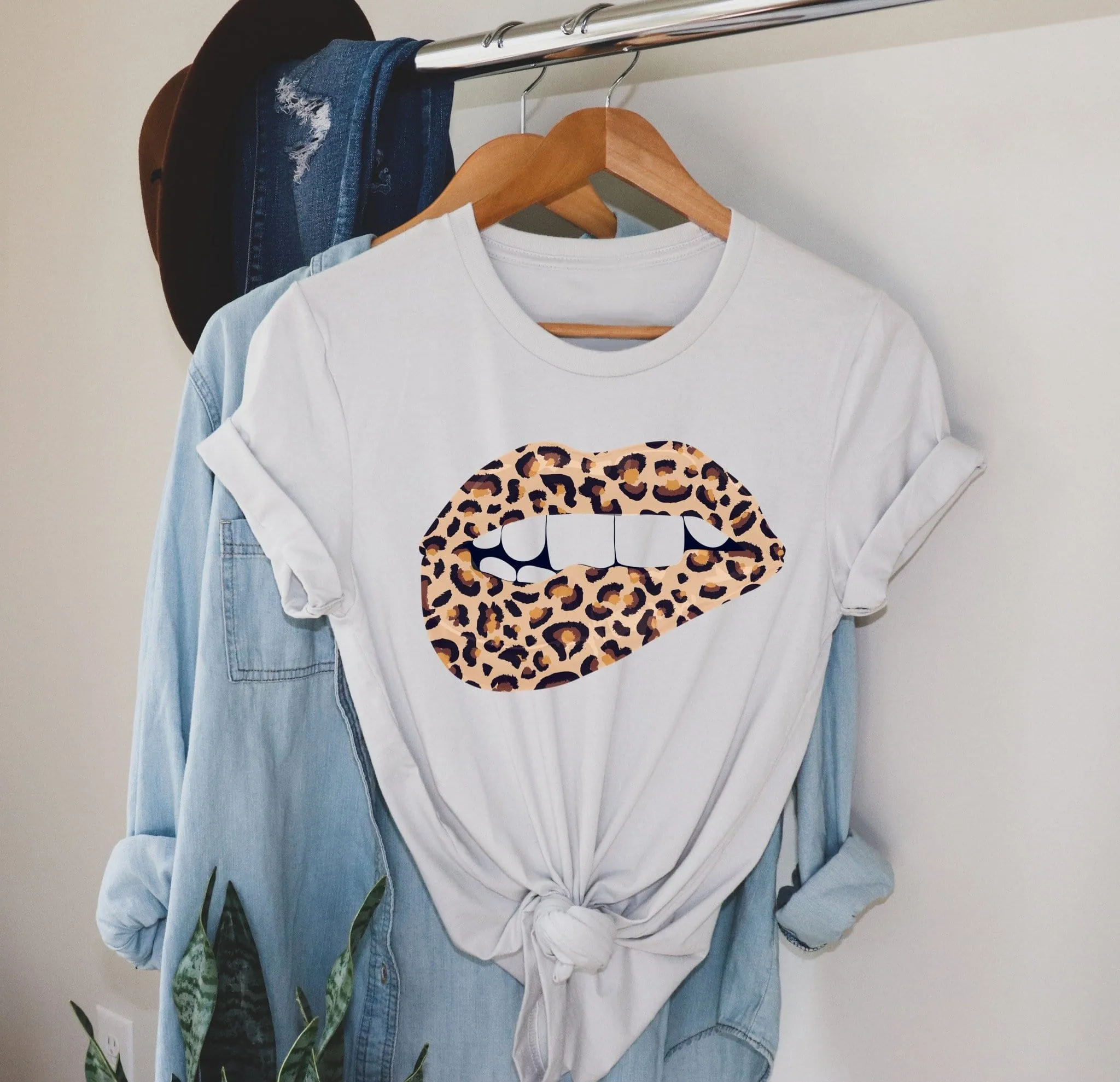 Lips shirt