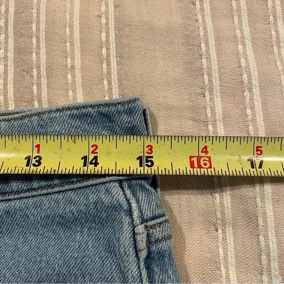 Madewell The Perfect Vintage Jean in Bradwell Wash: Ripped Edition 28
