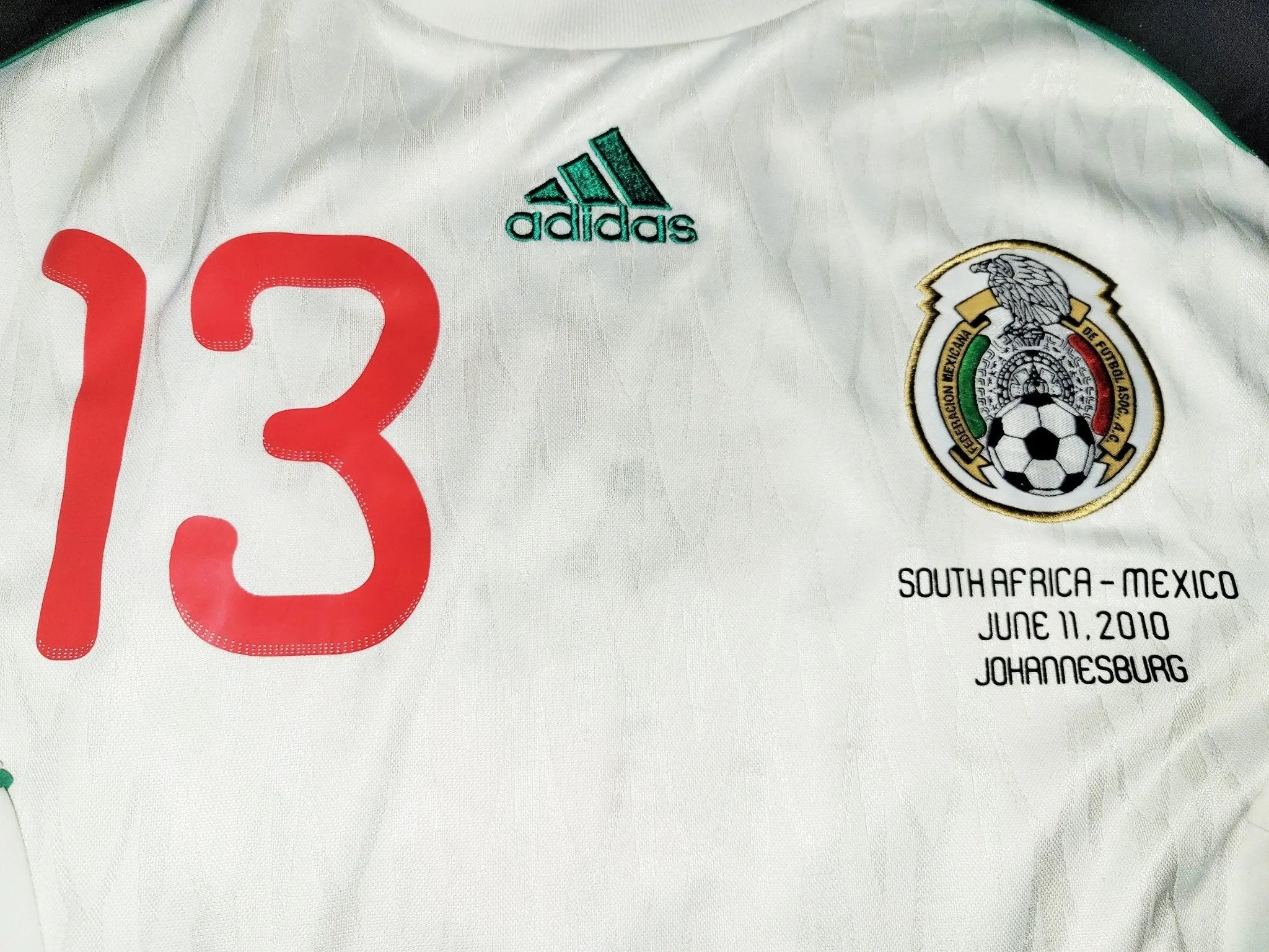 Memo Ochoa Mexico 2010 WORLD CUP GK Soccer Jersey Shirt L SKU# P41385