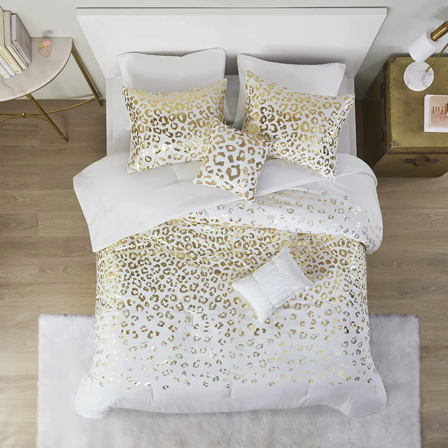 New Intelligent Design Ivory/Gold 3 Piece Lillie Comforter Trendy Modern Animal Leopard Metallic Print All Season Bedding Set with Matching Shams, Full/Queen!