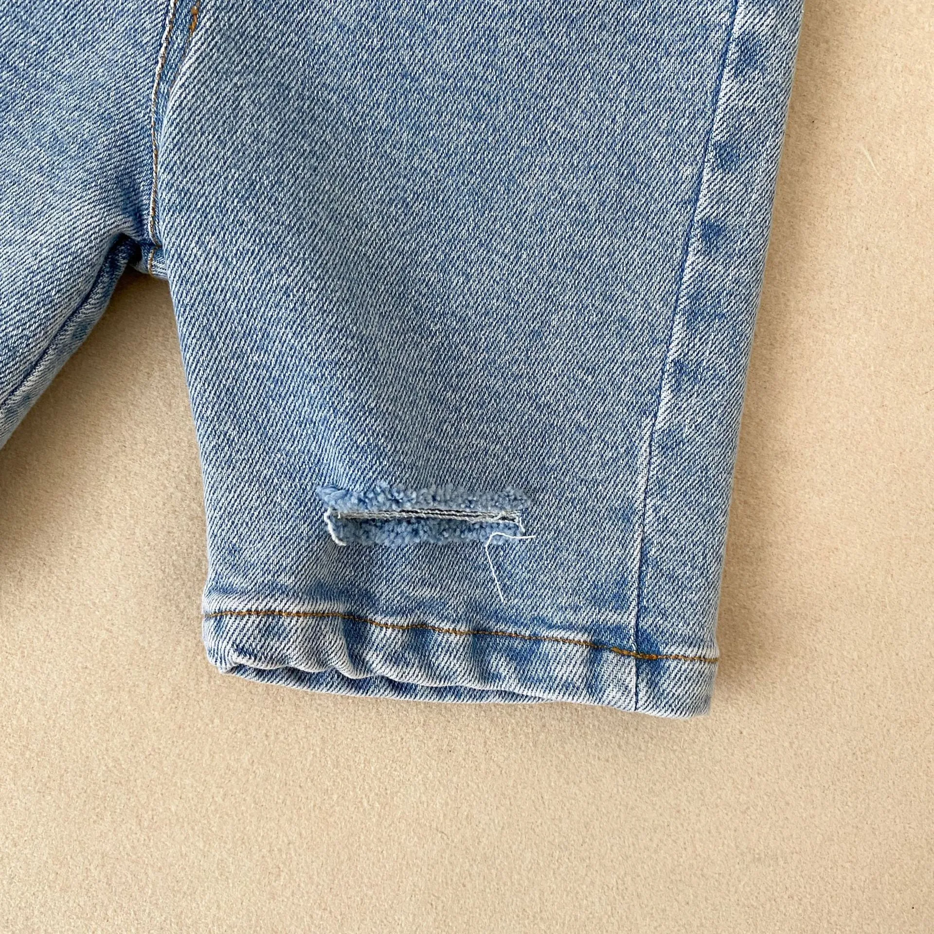 New Ripped Boys Girls Straight Solid Colour Casual Denim Shorts
