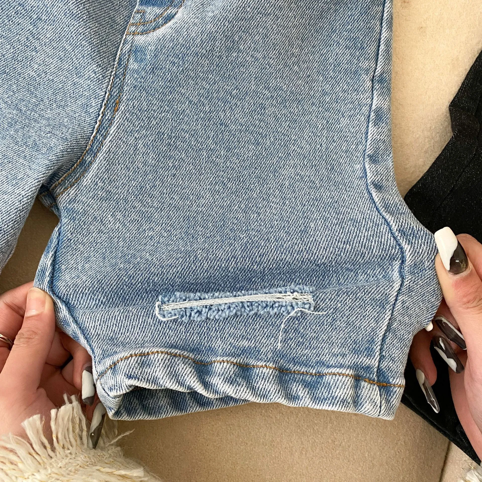 New Ripped Boys Girls Straight Solid Colour Casual Denim Shorts