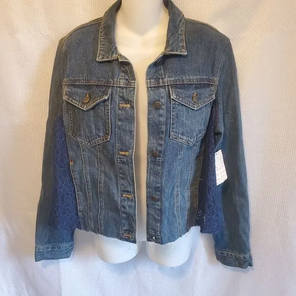 NWT Free People Lace Panel Denim Raw Hem Jacket Sz Medium Boho Hippie Cottage