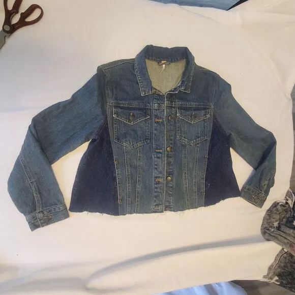 NWT Free People Lace Panel Denim Raw Hem Jacket Sz Medium Boho Hippie Cottage