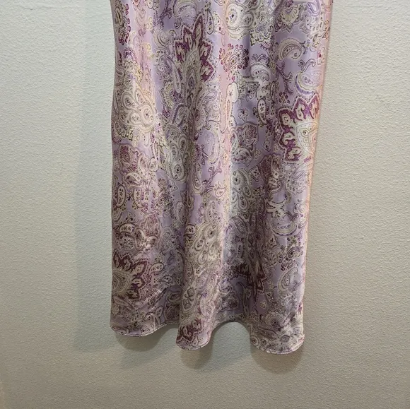 Oscar de la Renta Pink Label Paisley Slip Medium