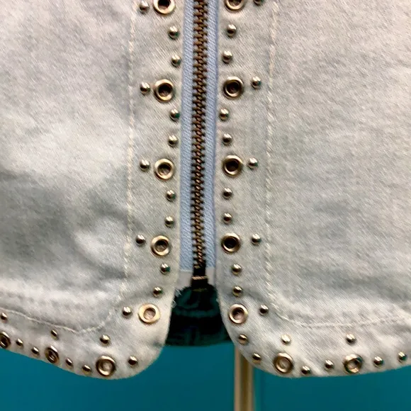 PAIGE ROSIE HW DENIM STUDDED MINISKIRT