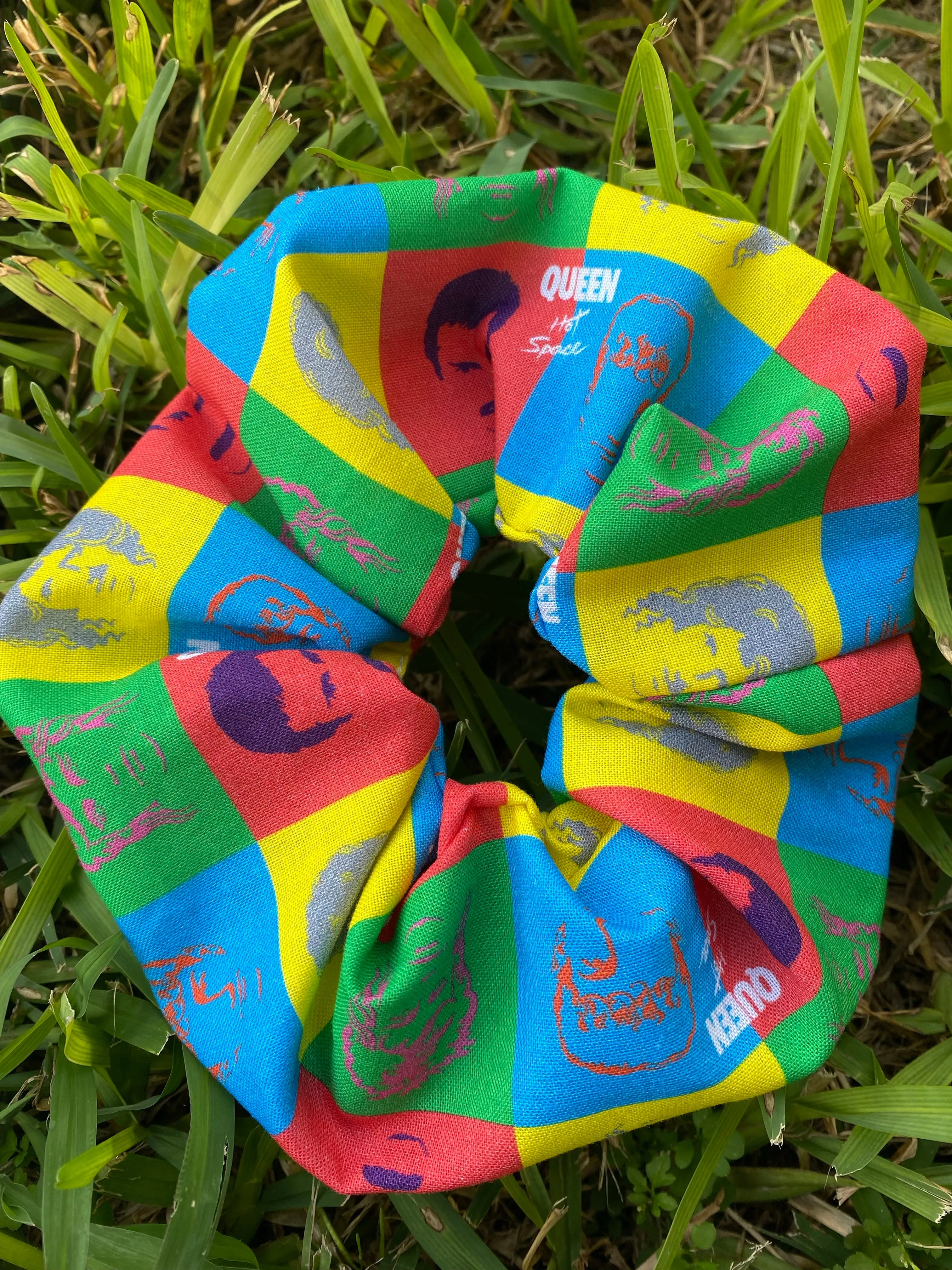 Queen Scrunchie hair tie