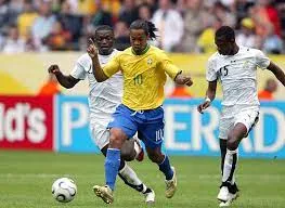 Ronaldinho Brazil 2006 World Cup Home Soccer Jersey Shirt Camiseta BNWT M SKU# 103889