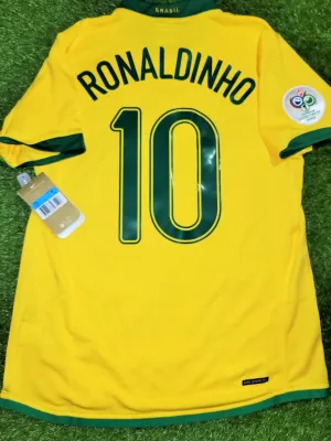 Ronaldinho Brazil 2006 World Cup Home Soccer Jersey Shirt Camiseta BNWT M SKU# 103889