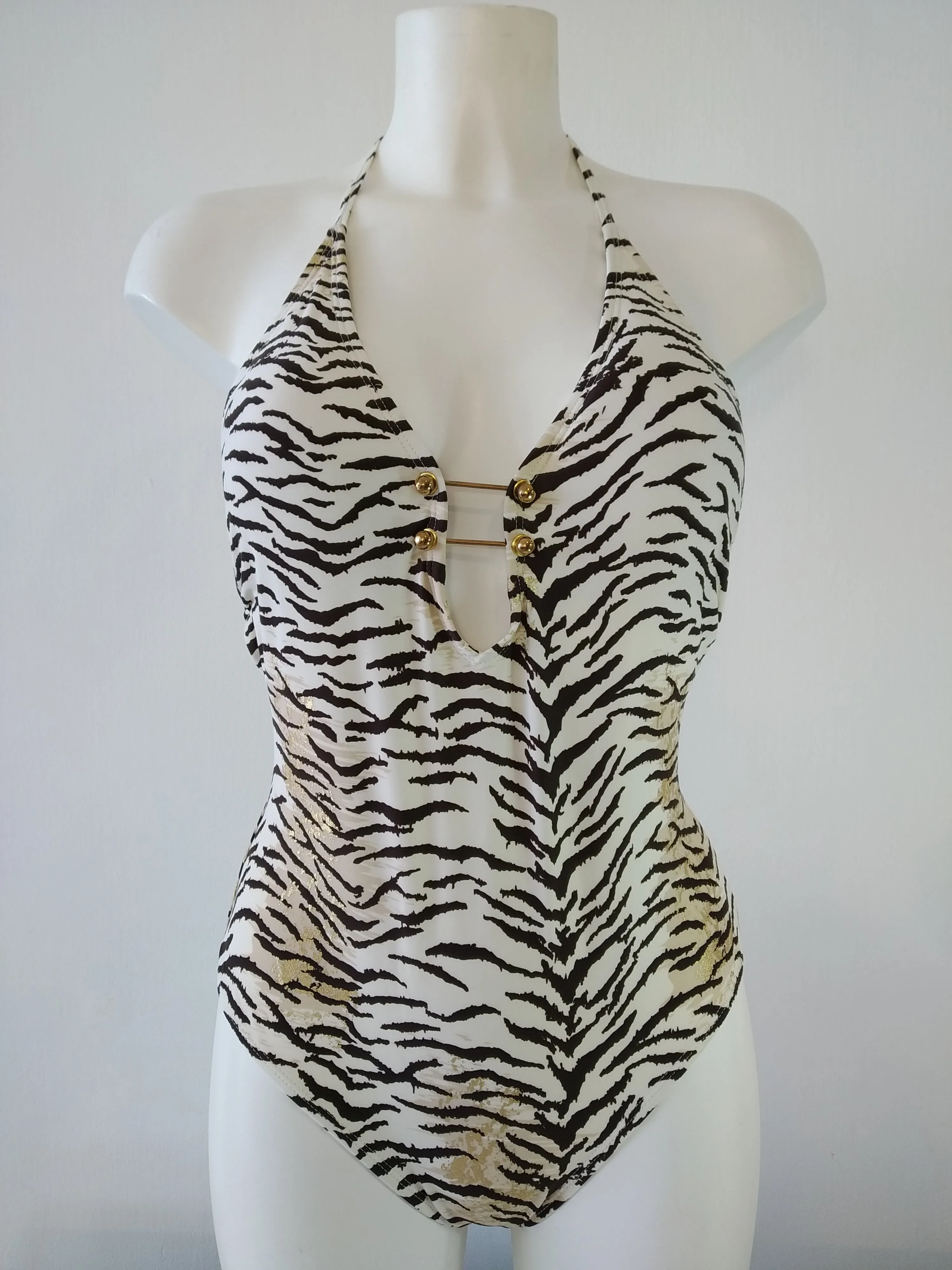 Sunny Brazil Deep V