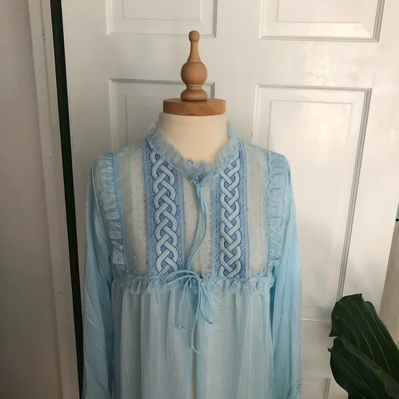 True Vintage Blue Chemise lingerie robe