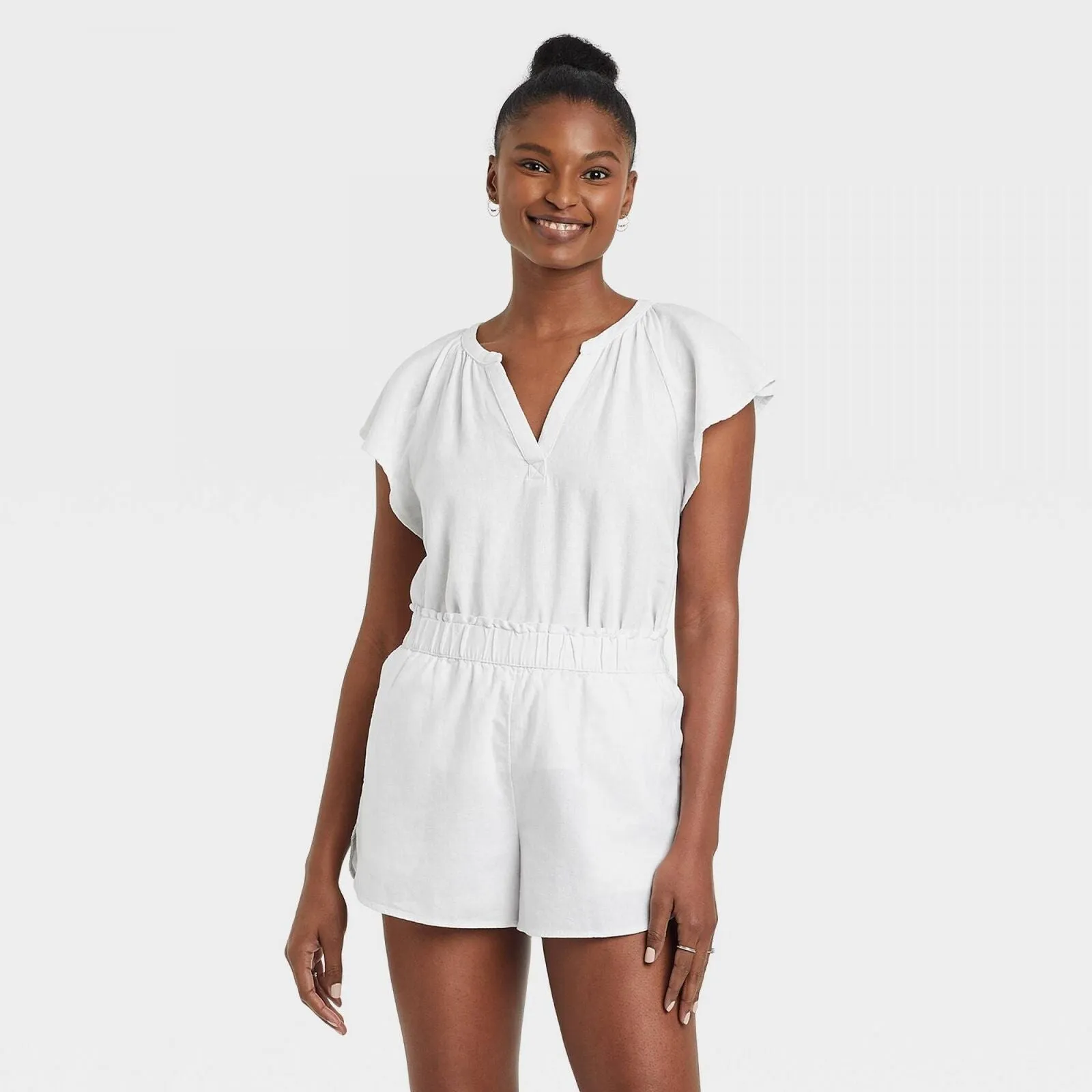 Universal Thread Women's Flutter Short Sleeve Blouse 83906619 White S