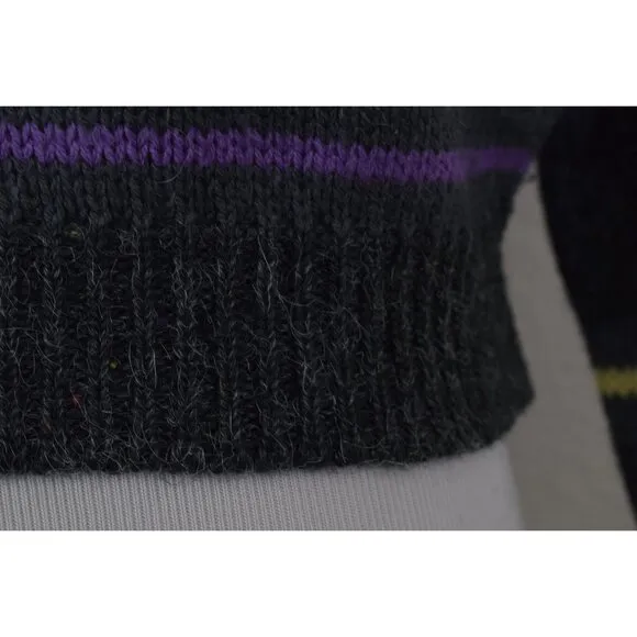 Vintage 90s Gray Striped Acrylic/Nylon Turtleneck Sweater size S