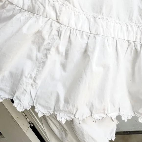 Vintage White Cotton Petticoat Skirt w/ Drawstring Waist and Scalloped Edge - M