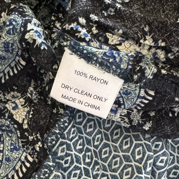 Vintage Y2K 90’s Paisley Print Asymmetrical Shark Bite Hem Skirt Size L Boho Fun
