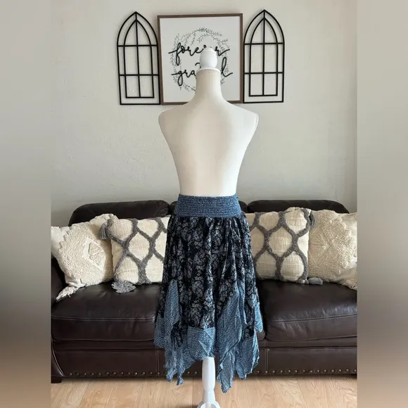 Vintage Y2K 90’s Paisley Print Asymmetrical Shark Bite Hem Skirt Size L Boho Fun